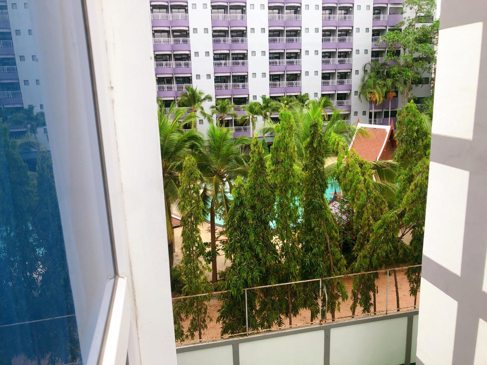 Centara Avenue Residence By Daisy Pattaya 1 Buitenkant foto