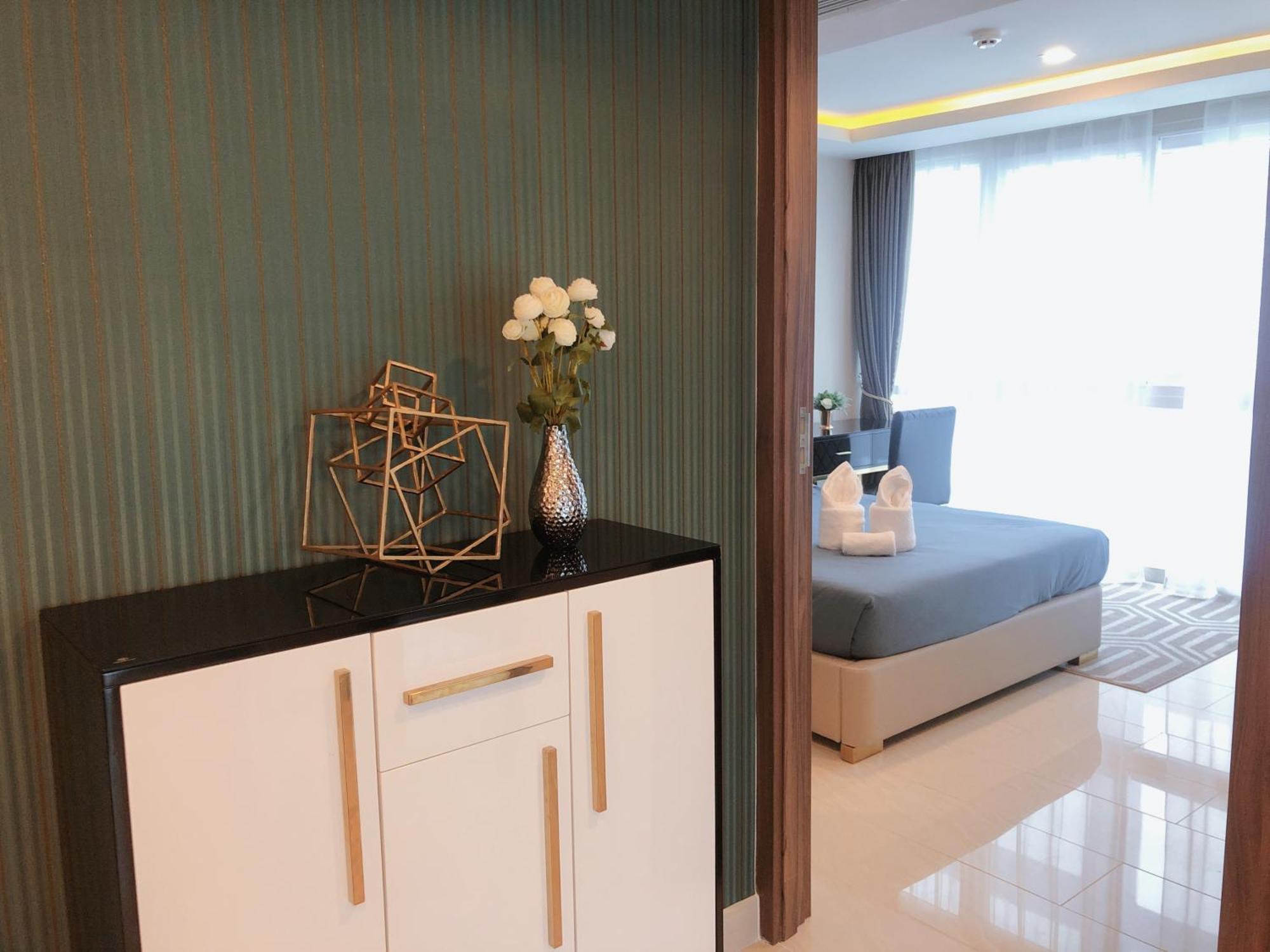 Centara Avenue Residence By Daisy Pattaya 1 Buitenkant foto