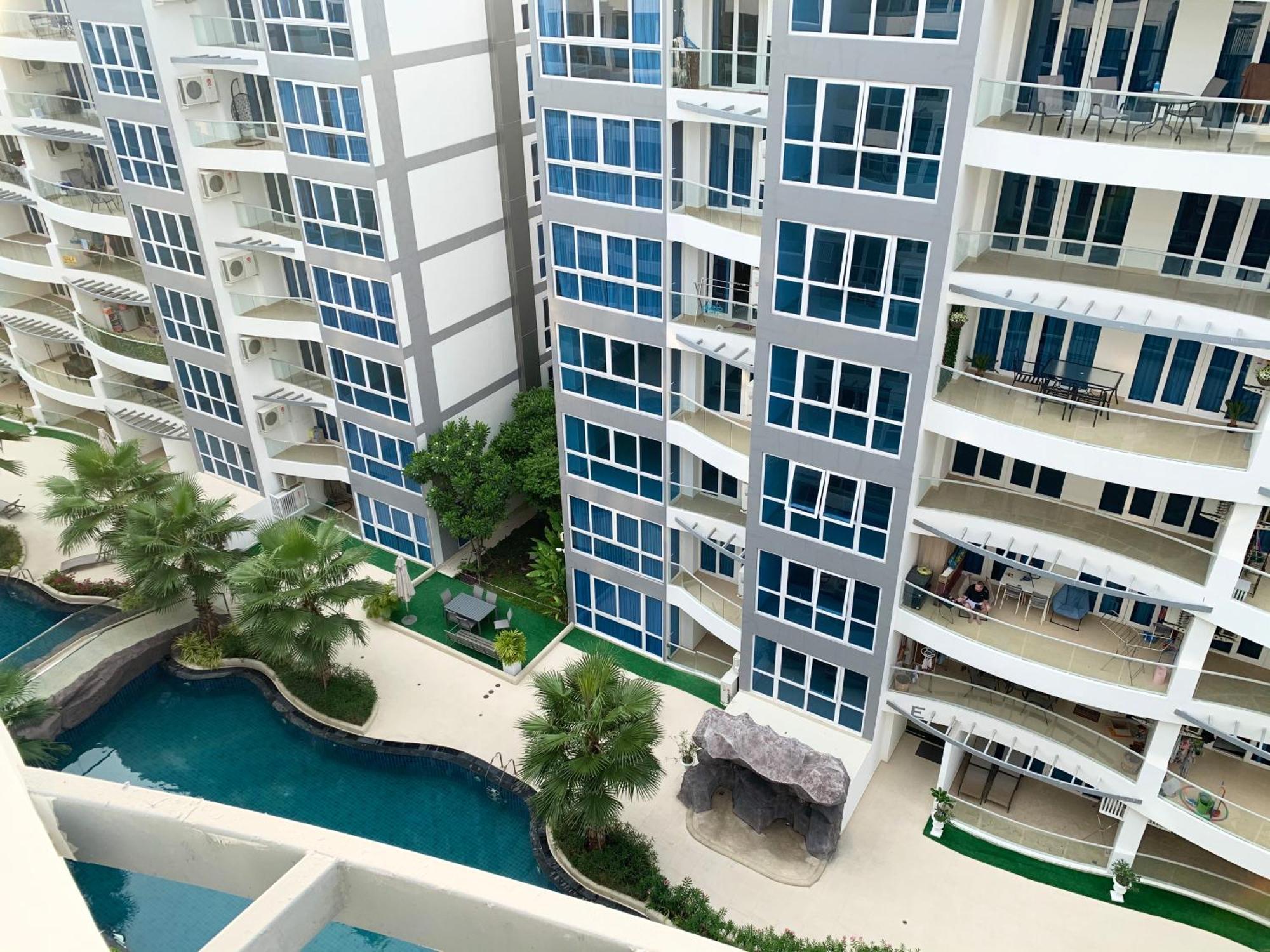 Centara Avenue Residence By Daisy Pattaya 1 Buitenkant foto