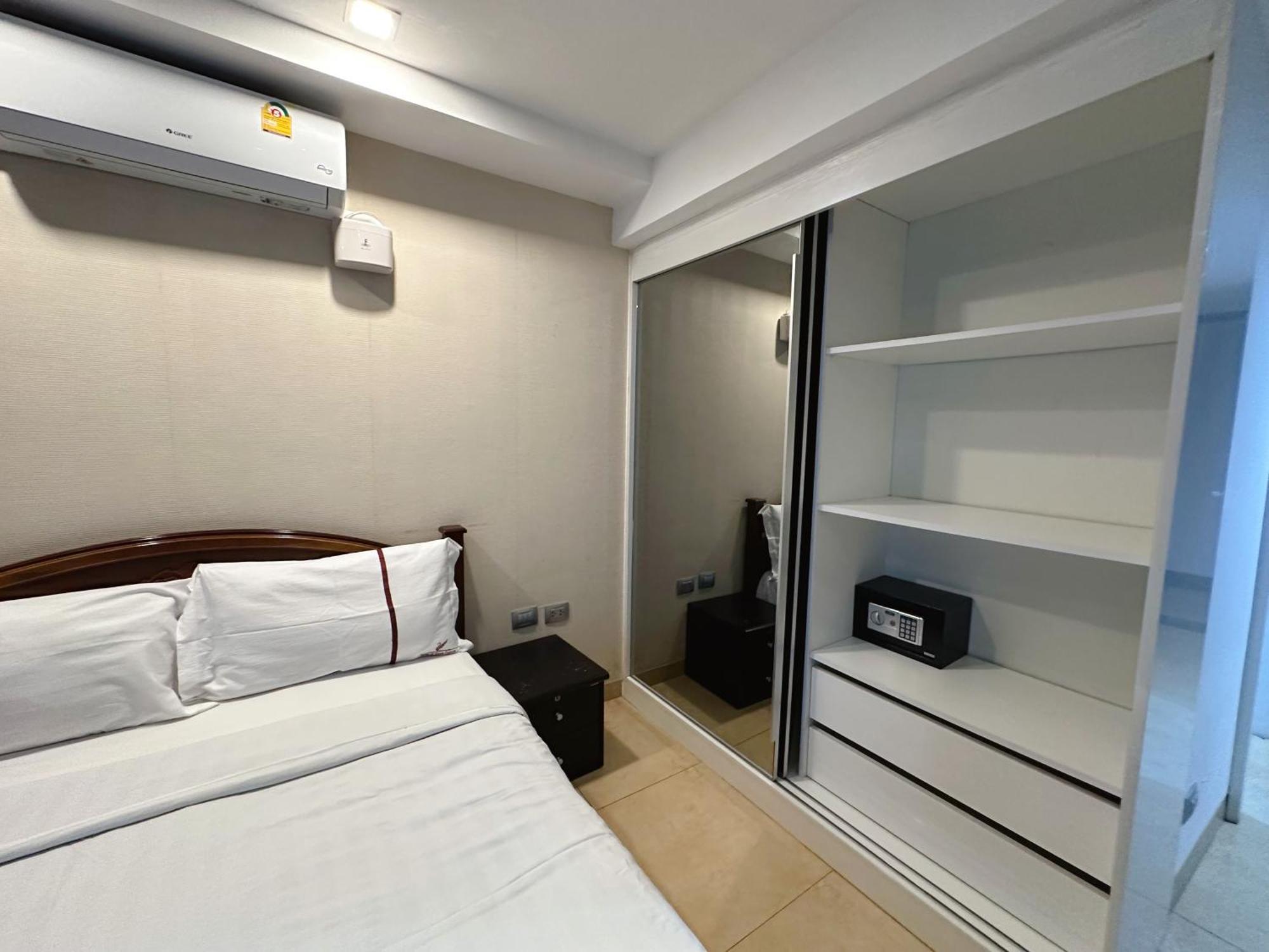 Centara Avenue Residence By Daisy Pattaya 1 Buitenkant foto